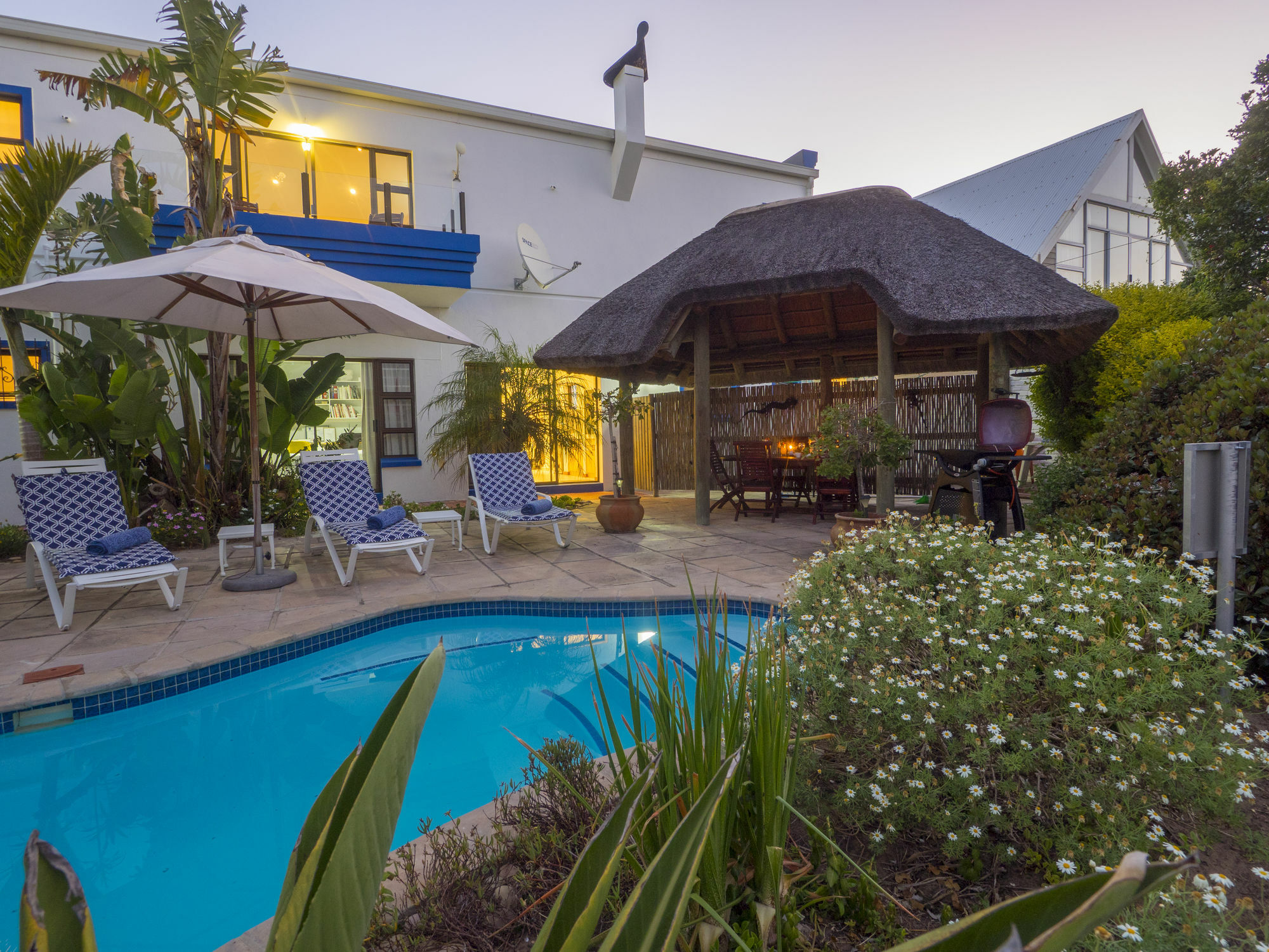 ווילדרנס Shining Waters Guest House מראה חיצוני תמונה